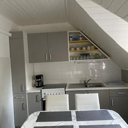 Appartement Aranypart 4 *